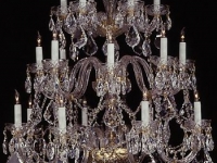 crystal-and-gold-chandelier--interior design marbella
